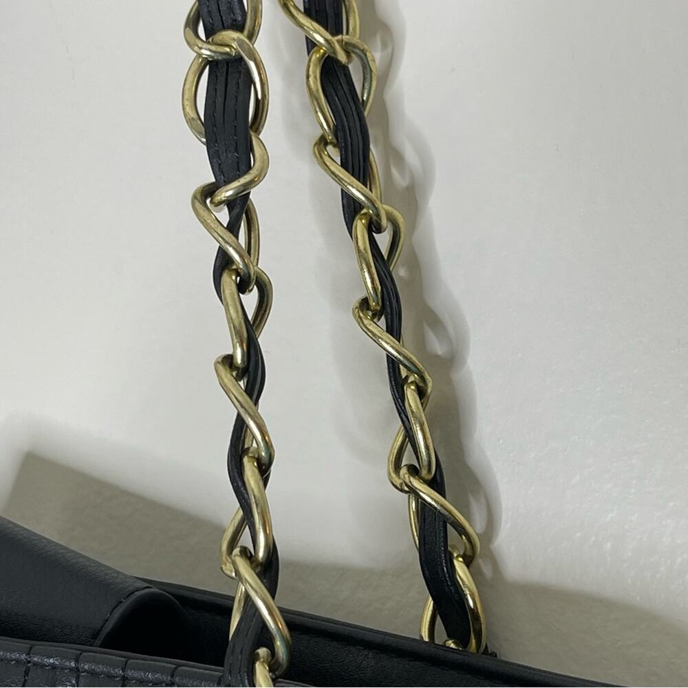 NOT AVAILABLE - Picture 4 of 9